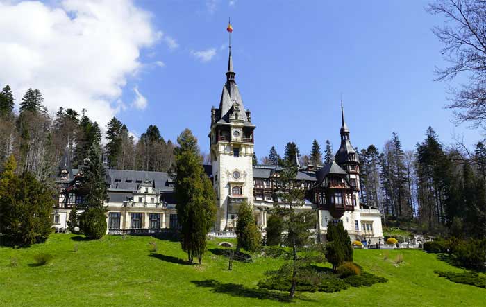 Castles to see while visiting Romania